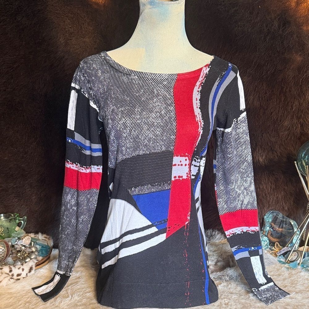Abstract Print Long-Sleeve Women's Top - Black, Red & Blue S (5530)